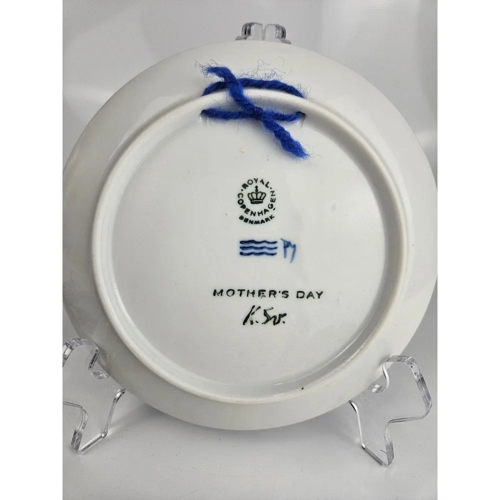 Royal Copenhagen Mors‎ Dag Plates 1971 1972 1973 Set